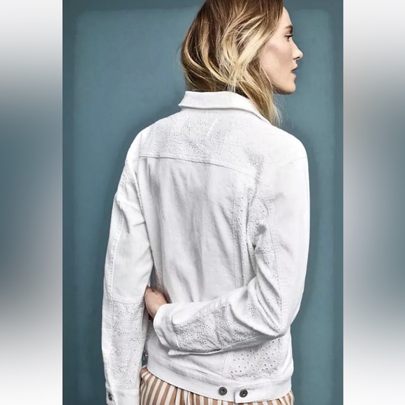 Anthropologie white Stretch Denim Eyelet Lace Trim Denim Jacket XS Fits Large - Picture 4 of 15